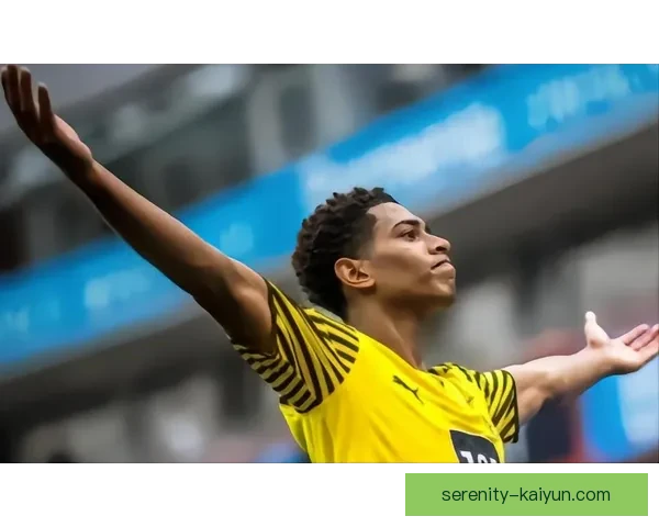 贝林厄姆作为多特蒙德队长，状态稳健展现领导才能