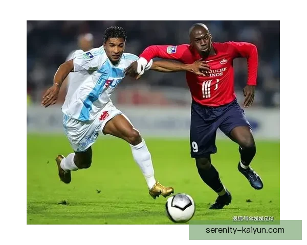 什克里尼亚尔对抗优势明显，防守表现稳健